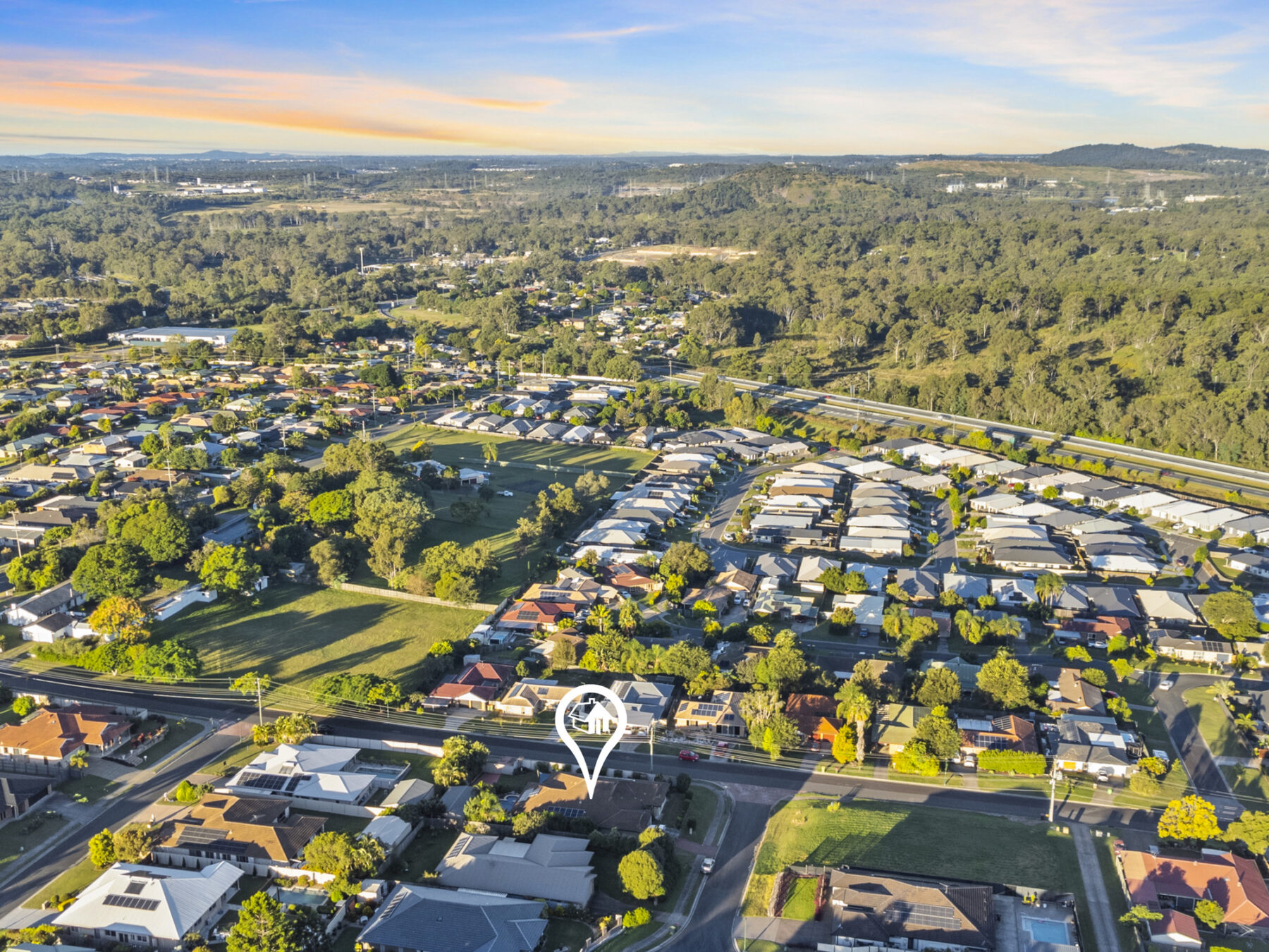 Property: 201 Wildey Street, Flinders View, QLD, 4305 photo-2
