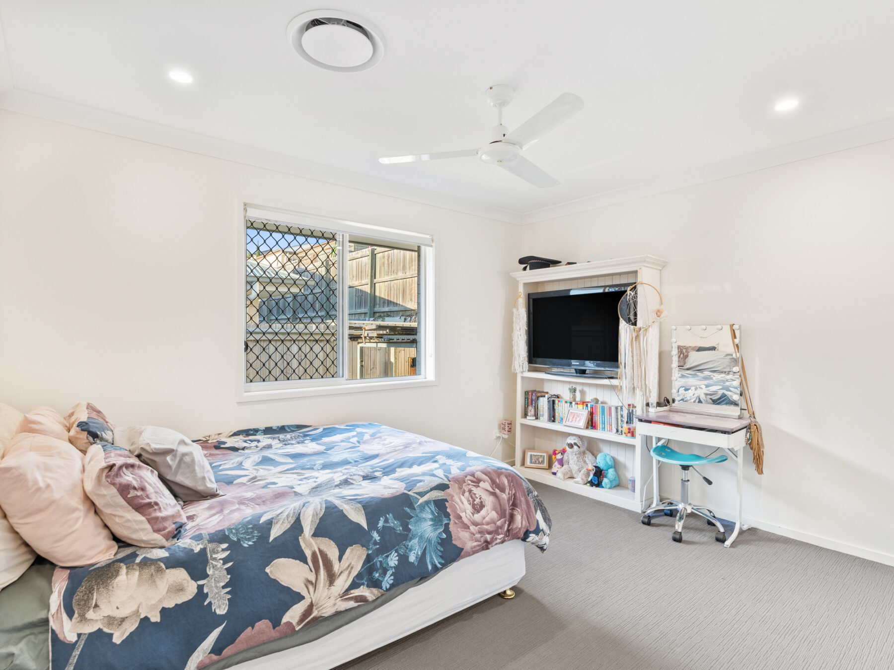 Property: 1 Capricorn Crescent, Springfield Lakes, QLD, 4300 photo-5