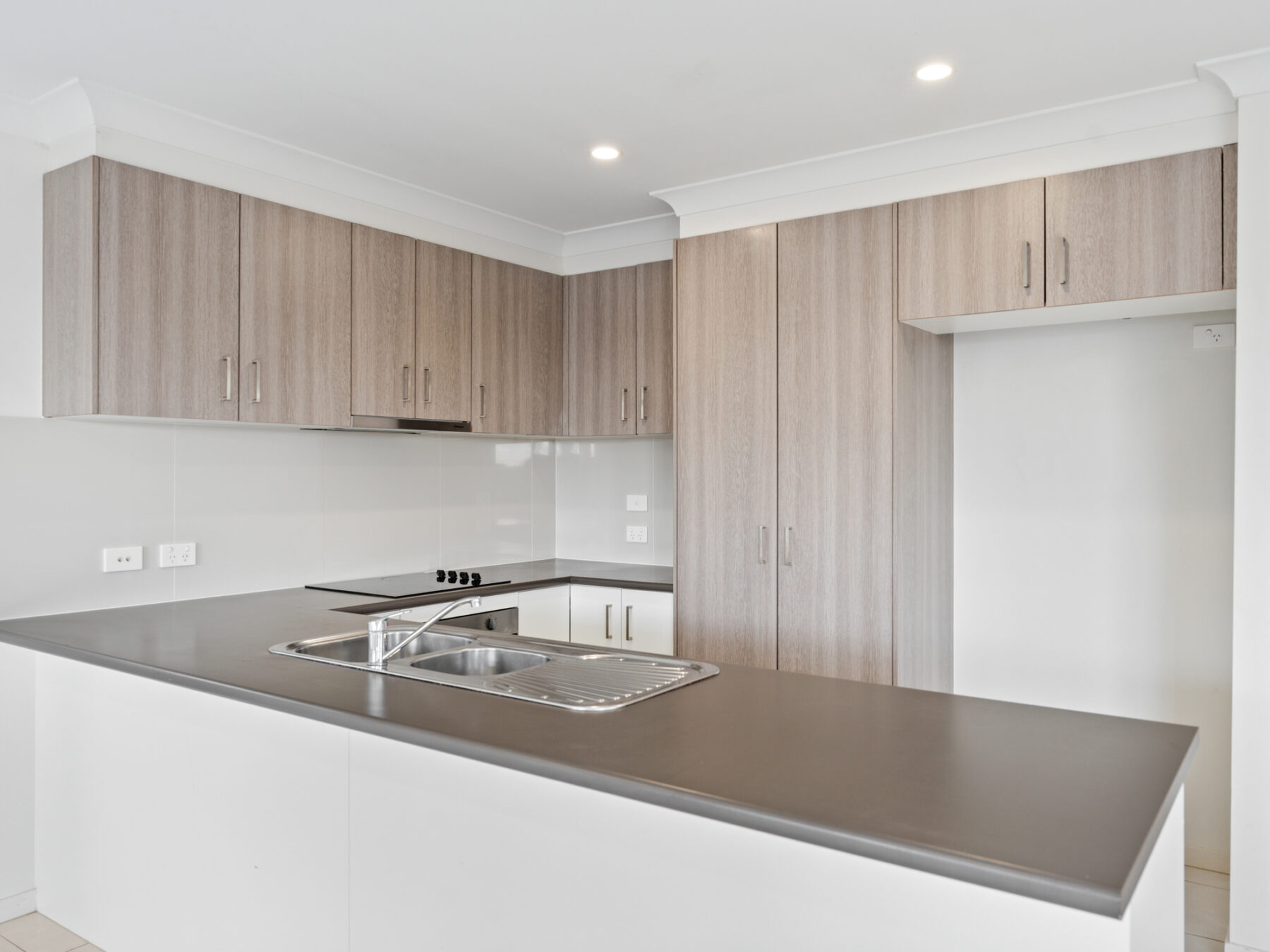 Property: 4 Mowbullan Street, Redbank Plains, QLD, 4301 photo-11