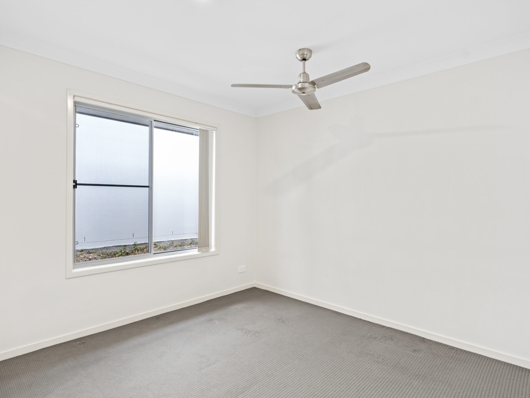 Property: 4 Mowbullan Street, Redbank Plains, QLD, 4301 photo-8