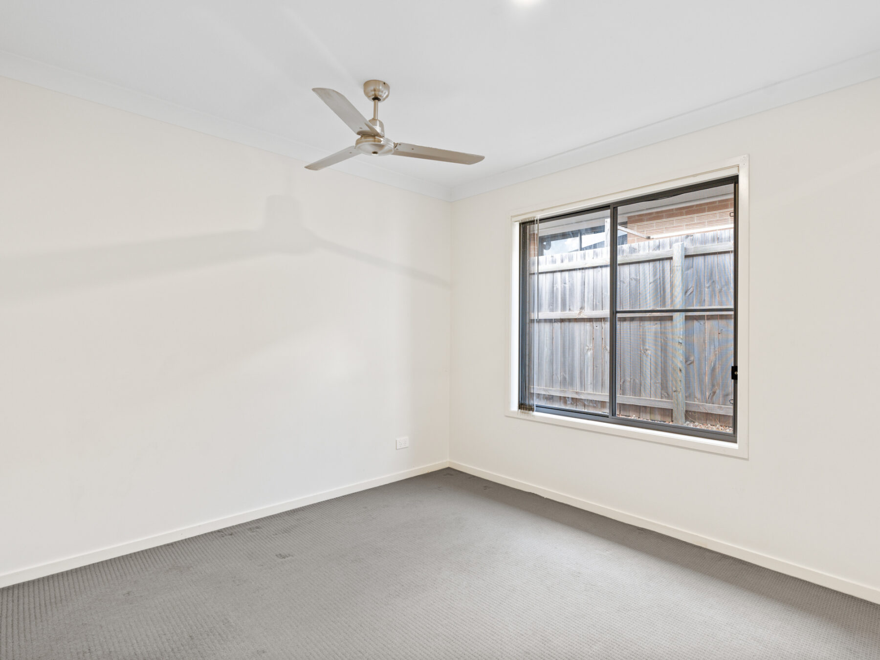 Property: 4 Mowbullan Street, Redbank Plains, QLD, 4301 photo-6