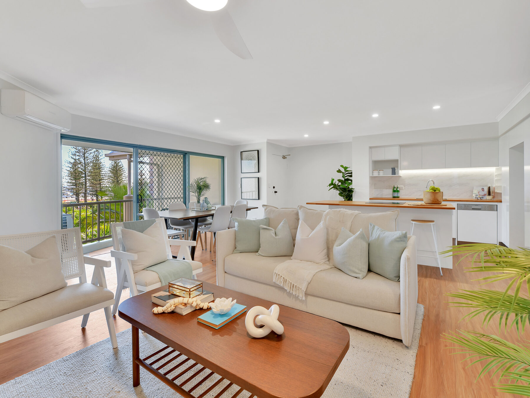 Property: 25/13 Montgomery Avenue, Main Beach, QLD, 4217 photo-17