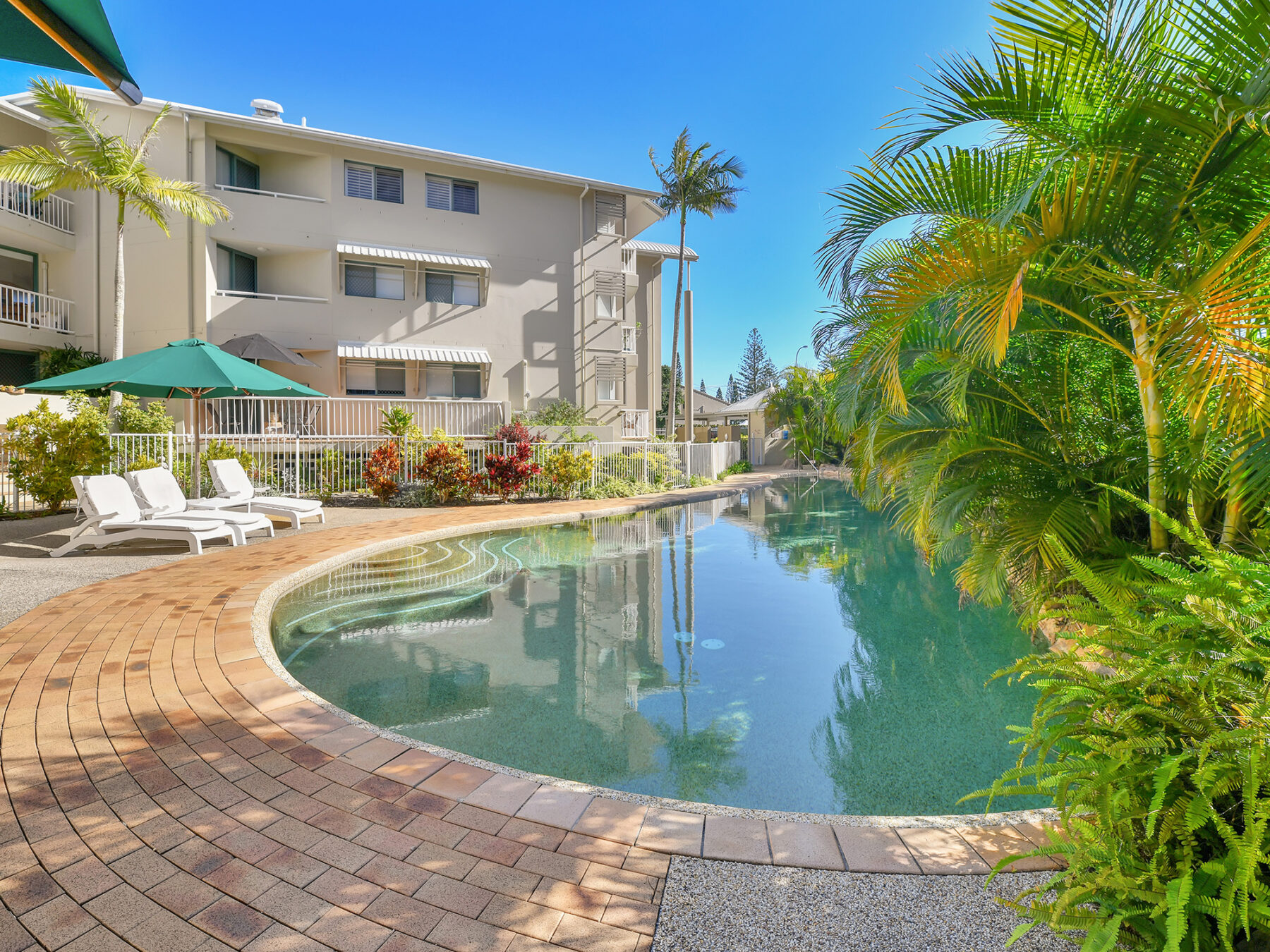 Property: 25/13 Montgomery Avenue, Main Beach, QLD, 4217 photo-4