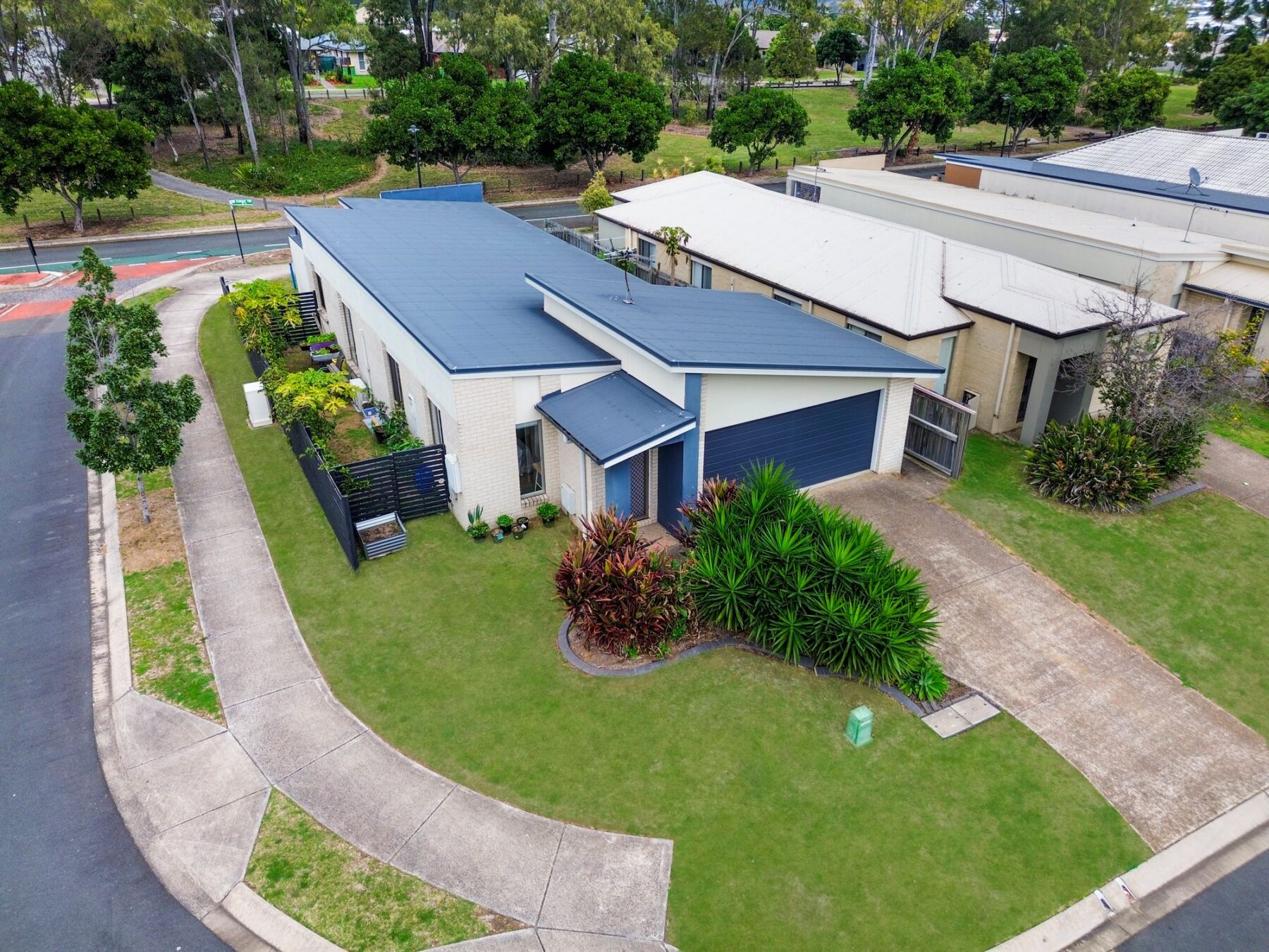 Property: 9 Glorious Promenade, Redbank Plains, QLD, 4301 photo-5