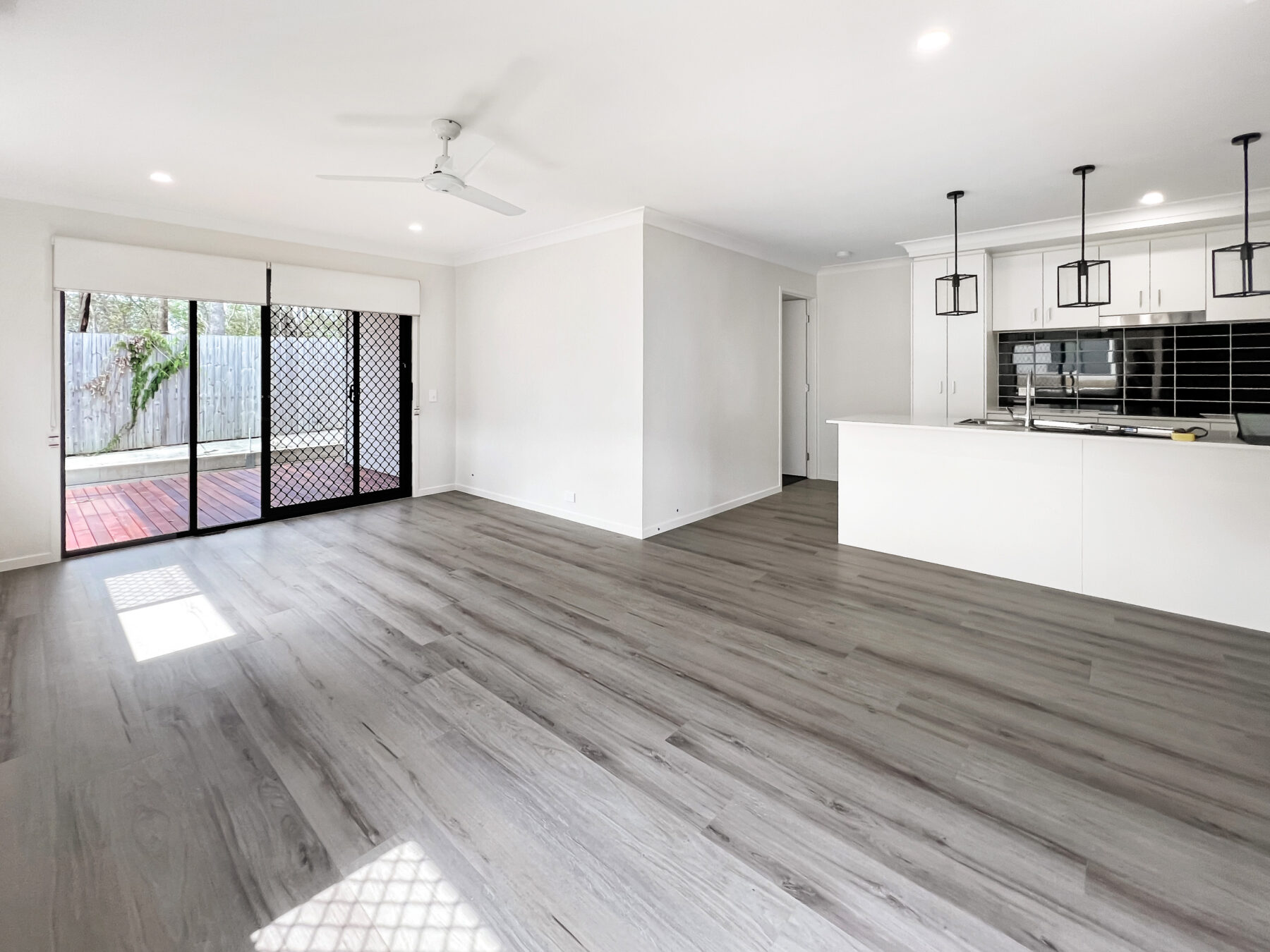 Rental: Redbank, QLD, 4301 photo-11