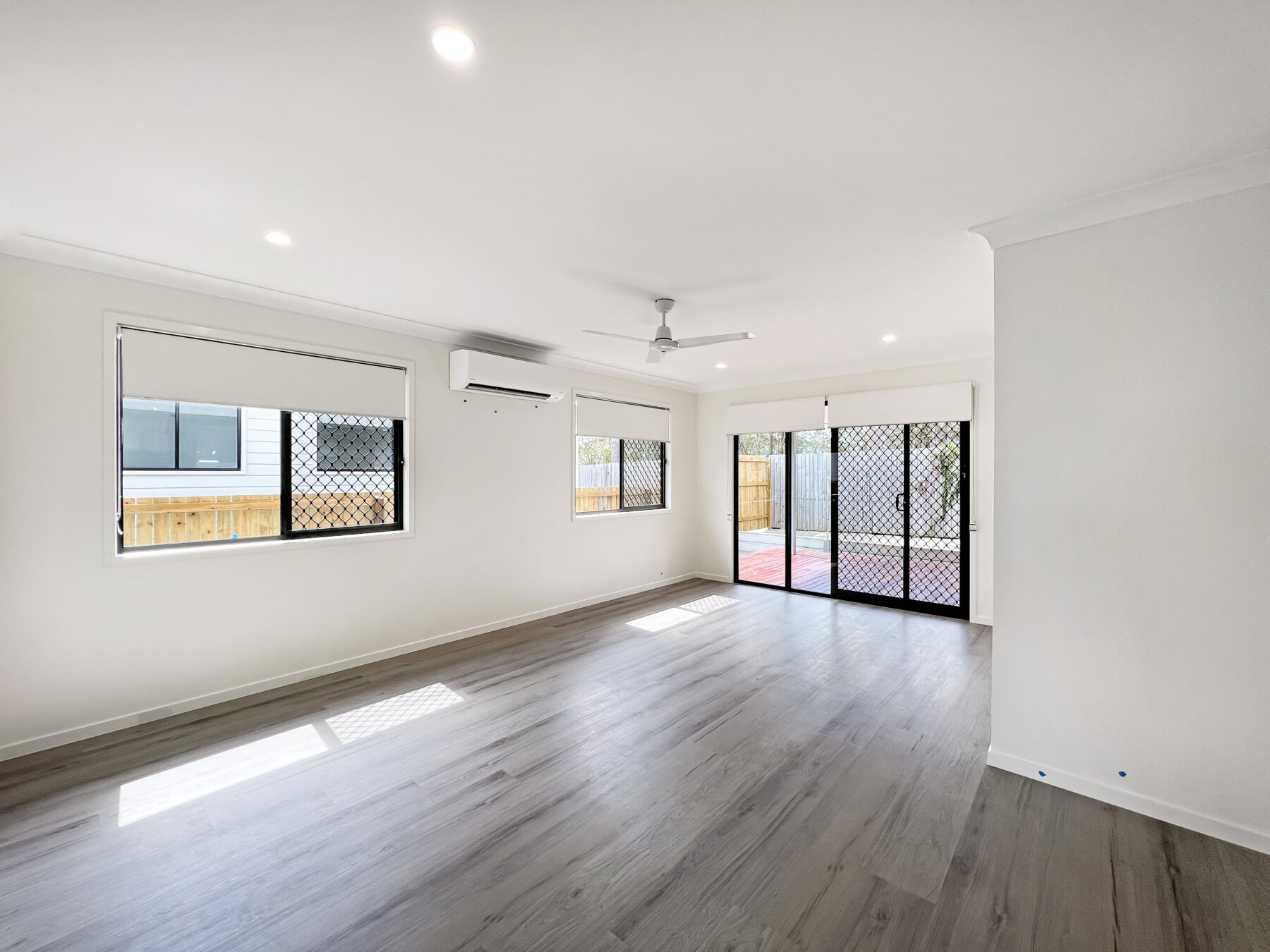 Rental: Redbank, QLD, 4301 photo-9