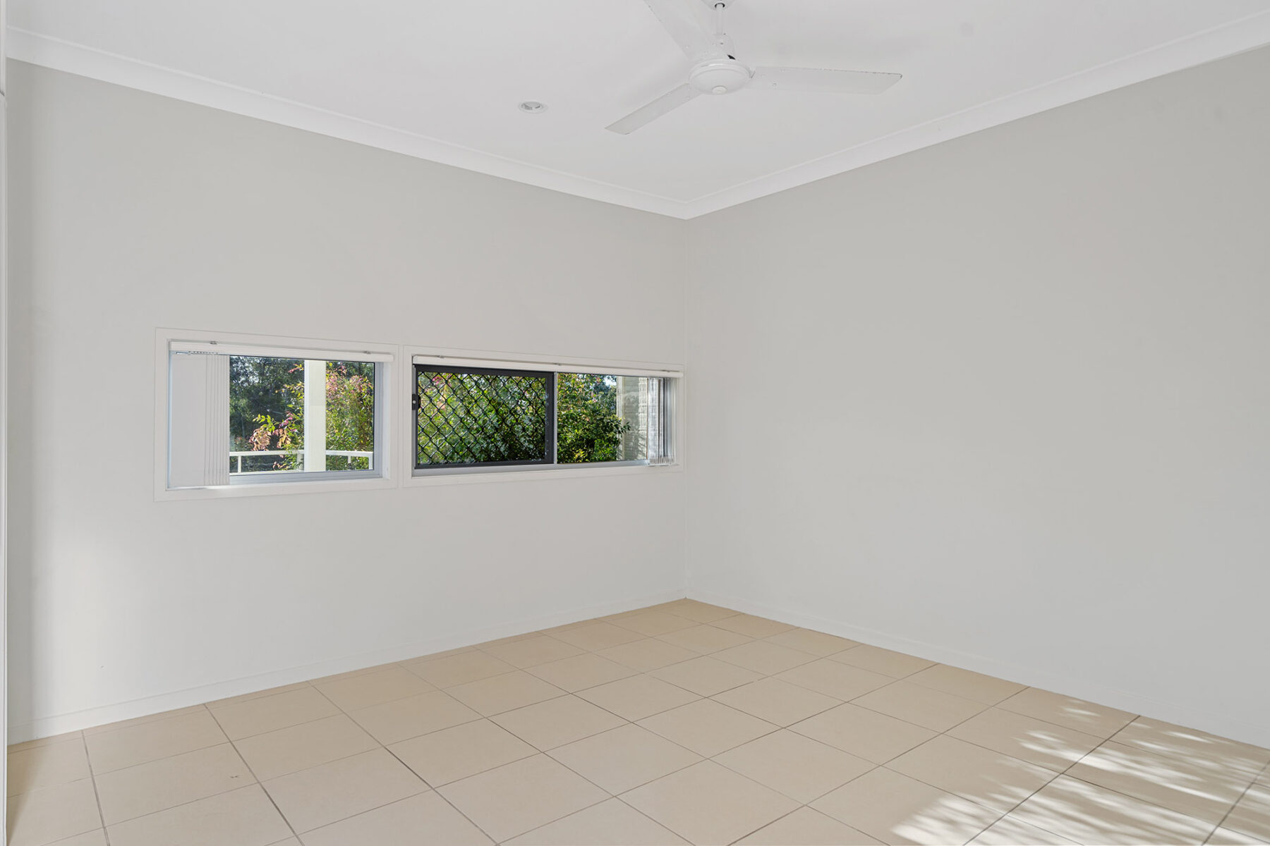 Rental: SPRINGFIELD LAKES, QLD, 4300 photo-2