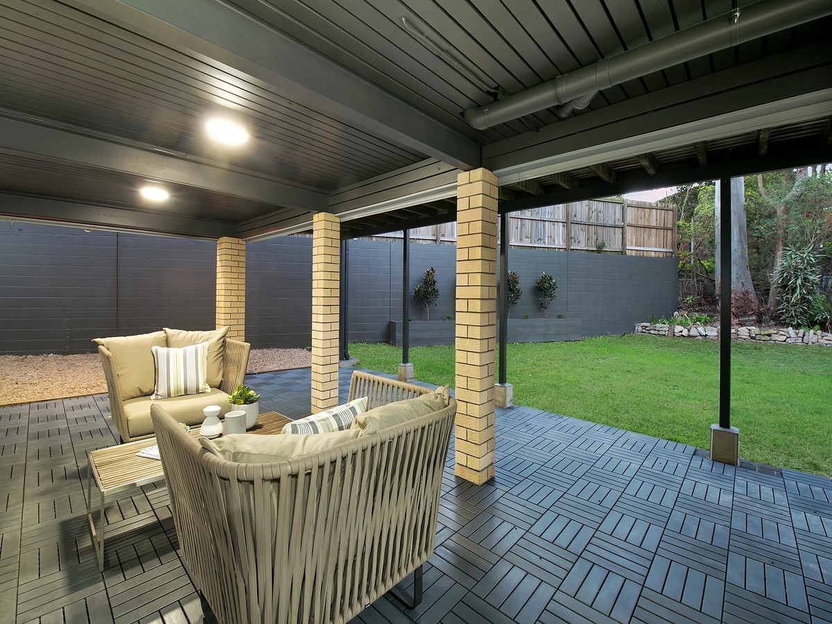 Rental: Chapel Hill, QLD, 4069 photo-10