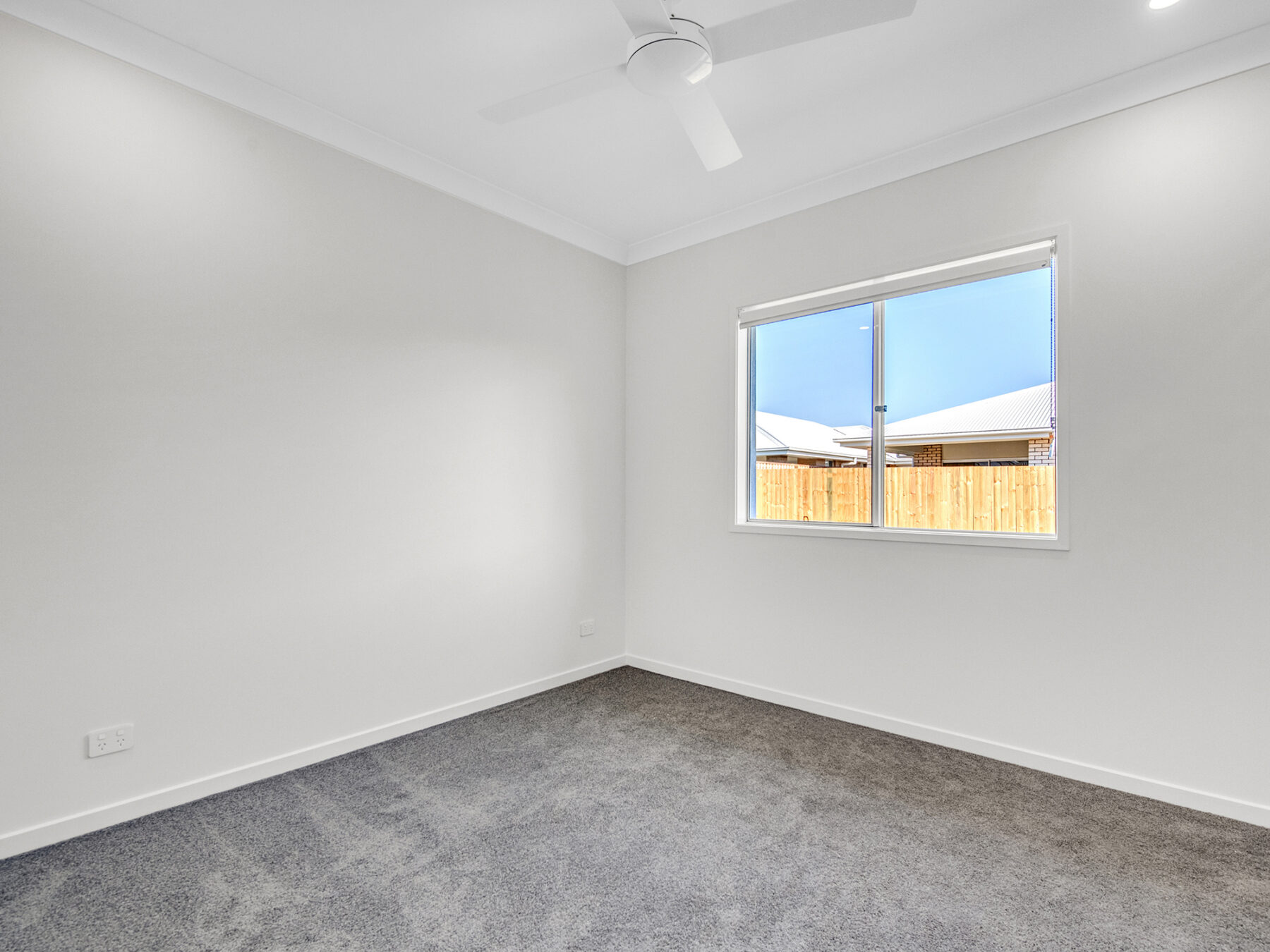 Rental: Greenbank, QLD, 4124 photo-5
