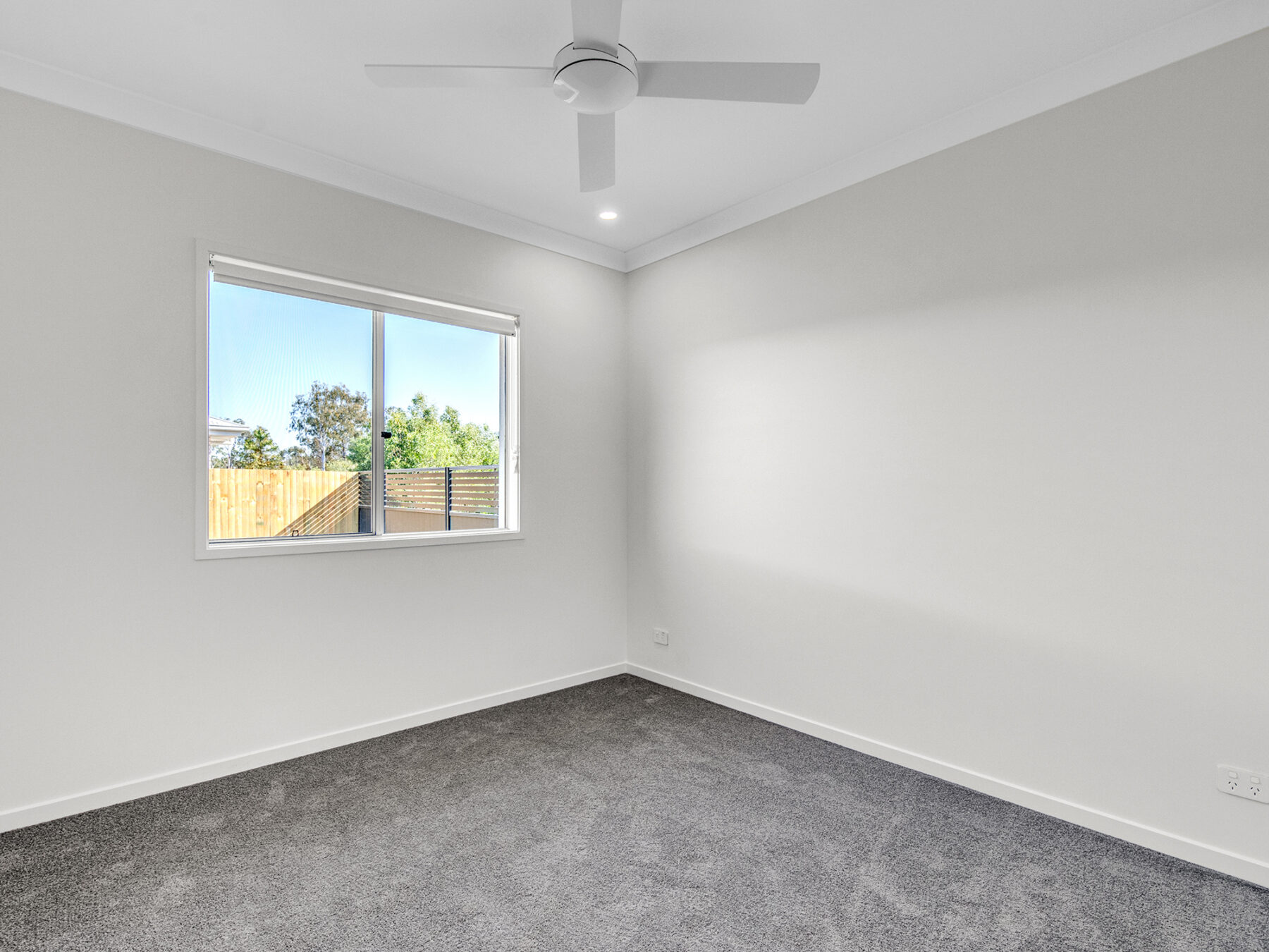 Rental: Greenbank, QLD, 4124 photo-4