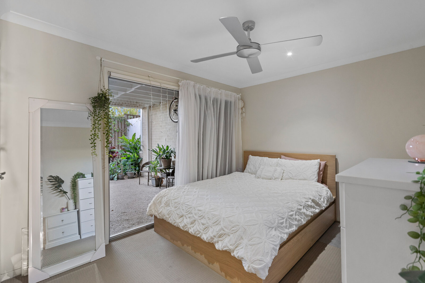 Rental: SPRINGFIELD LAKES, QLD, 4300 photo-1