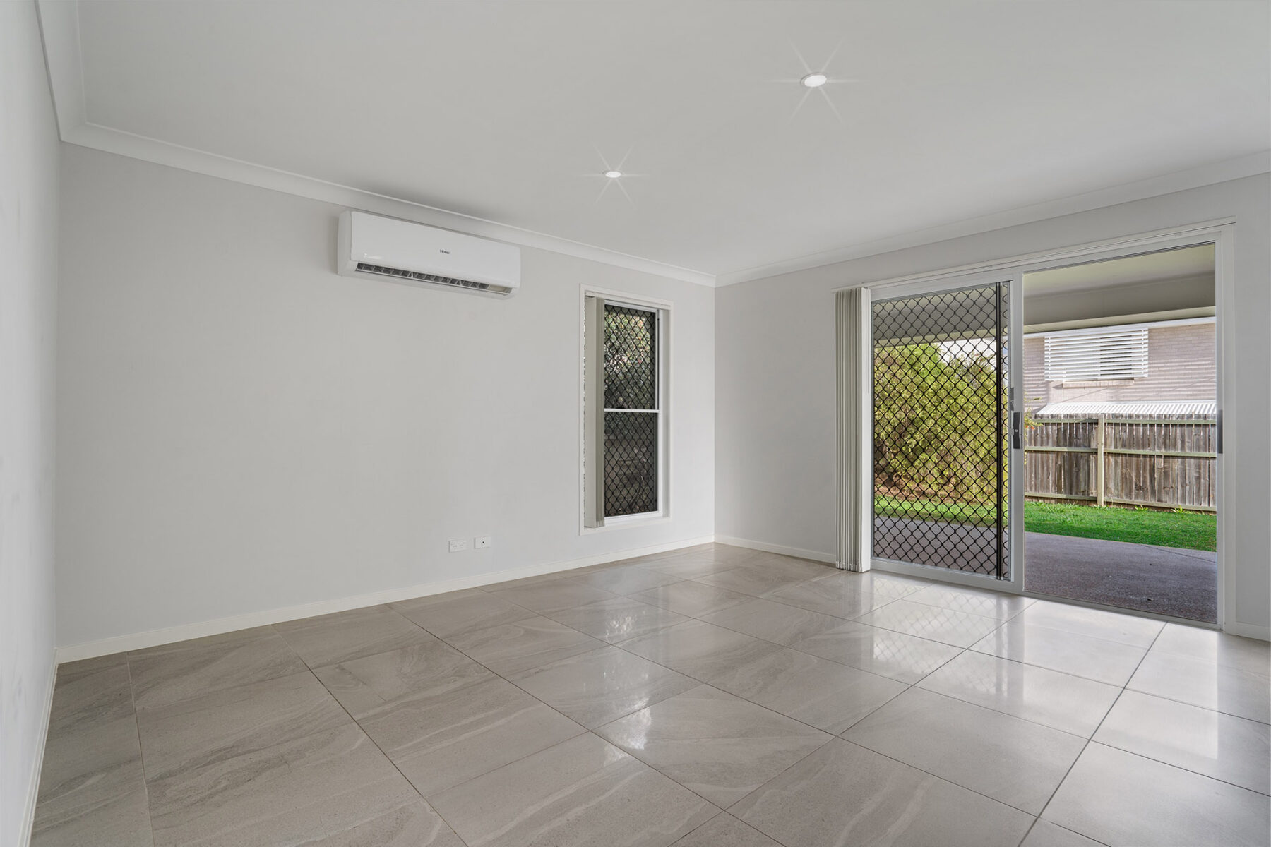 Rental: COLLINGWOOD PARK, QLD, 4301 photo-6