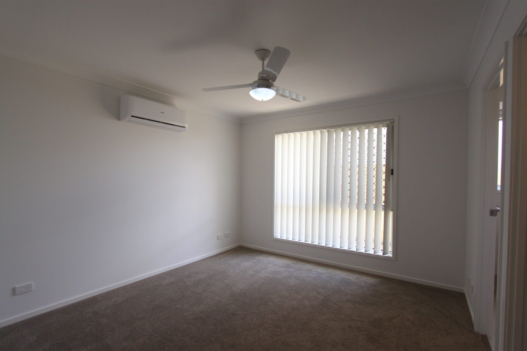 Rental: COLLINGWOOD PARK, QLD, 4301 photo-7
