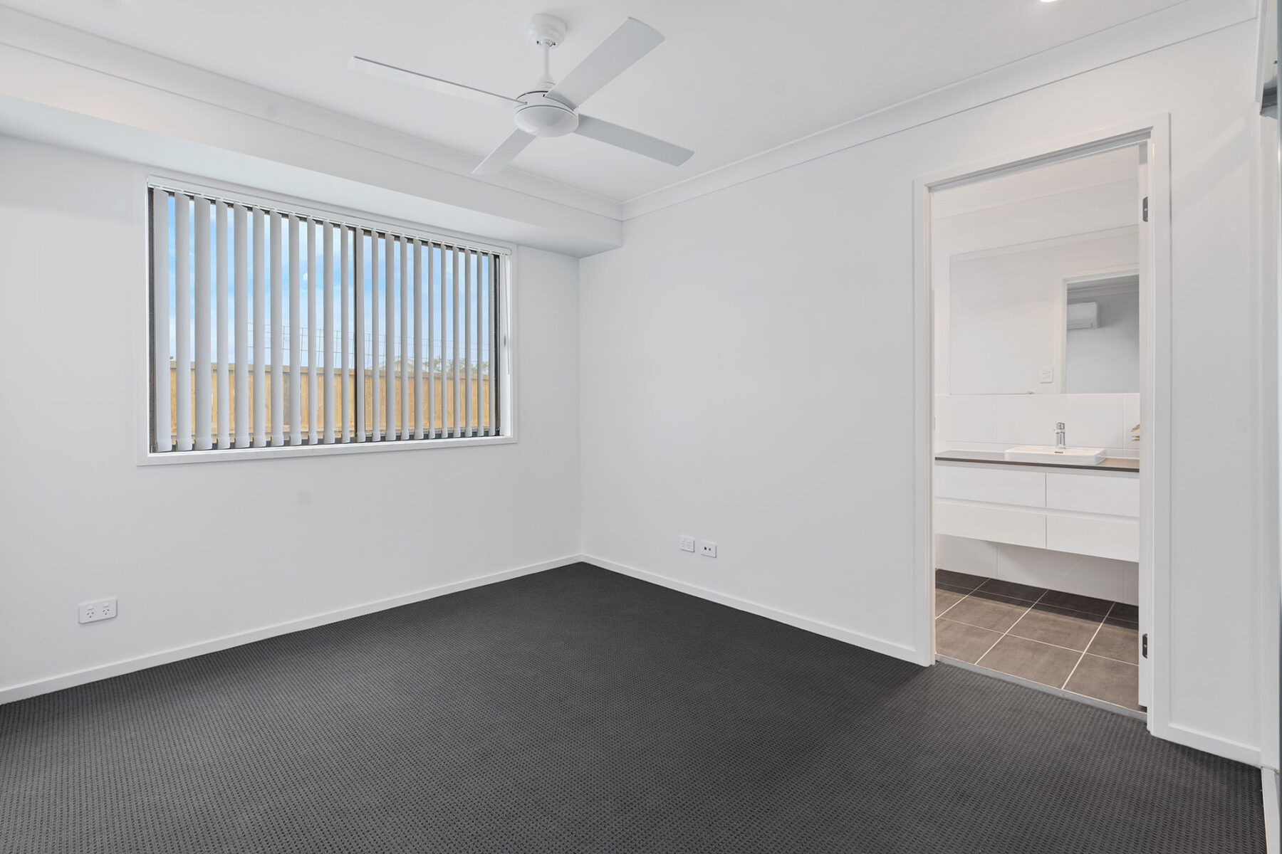 Rental: RIPLEY, QLD, 4306 photo-2