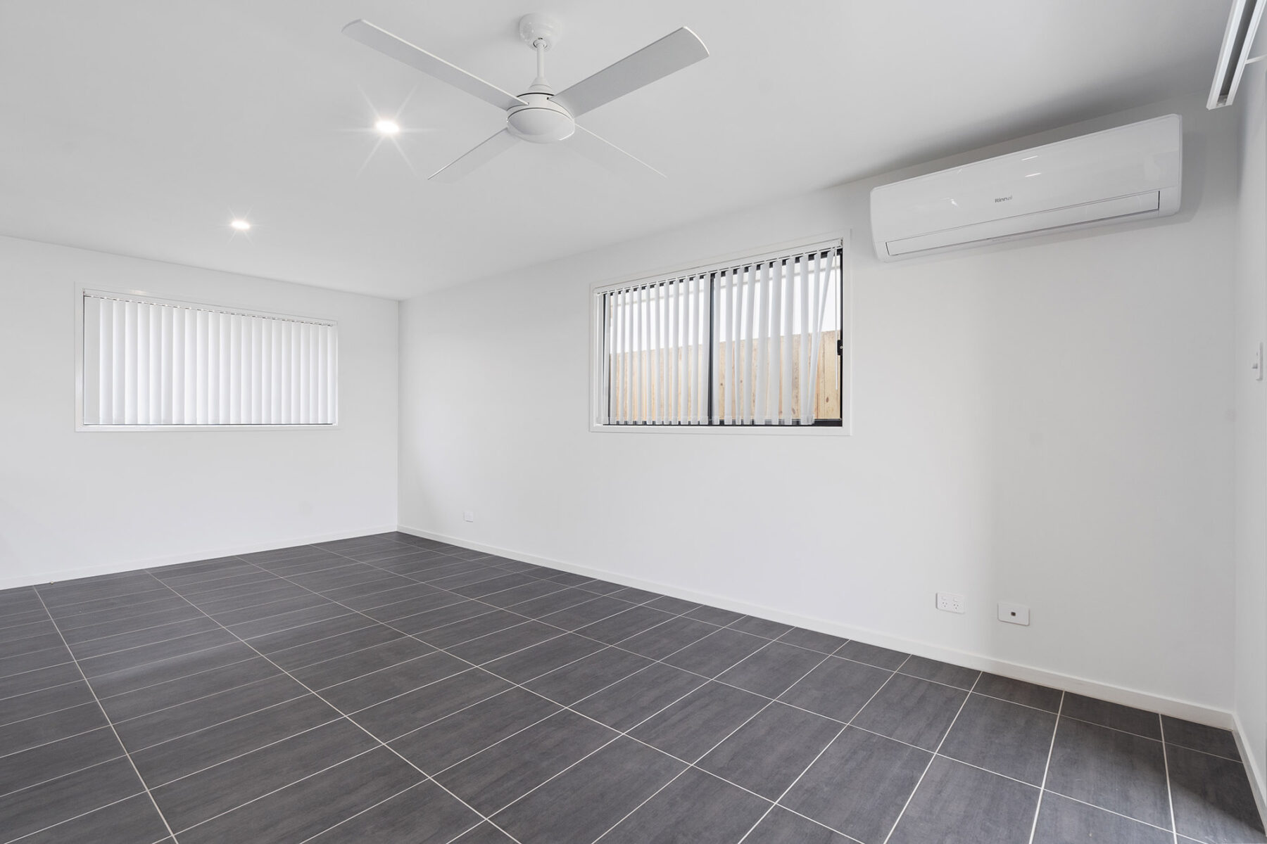 Rental: RIPLEY, QLD, 4306 photo-1
