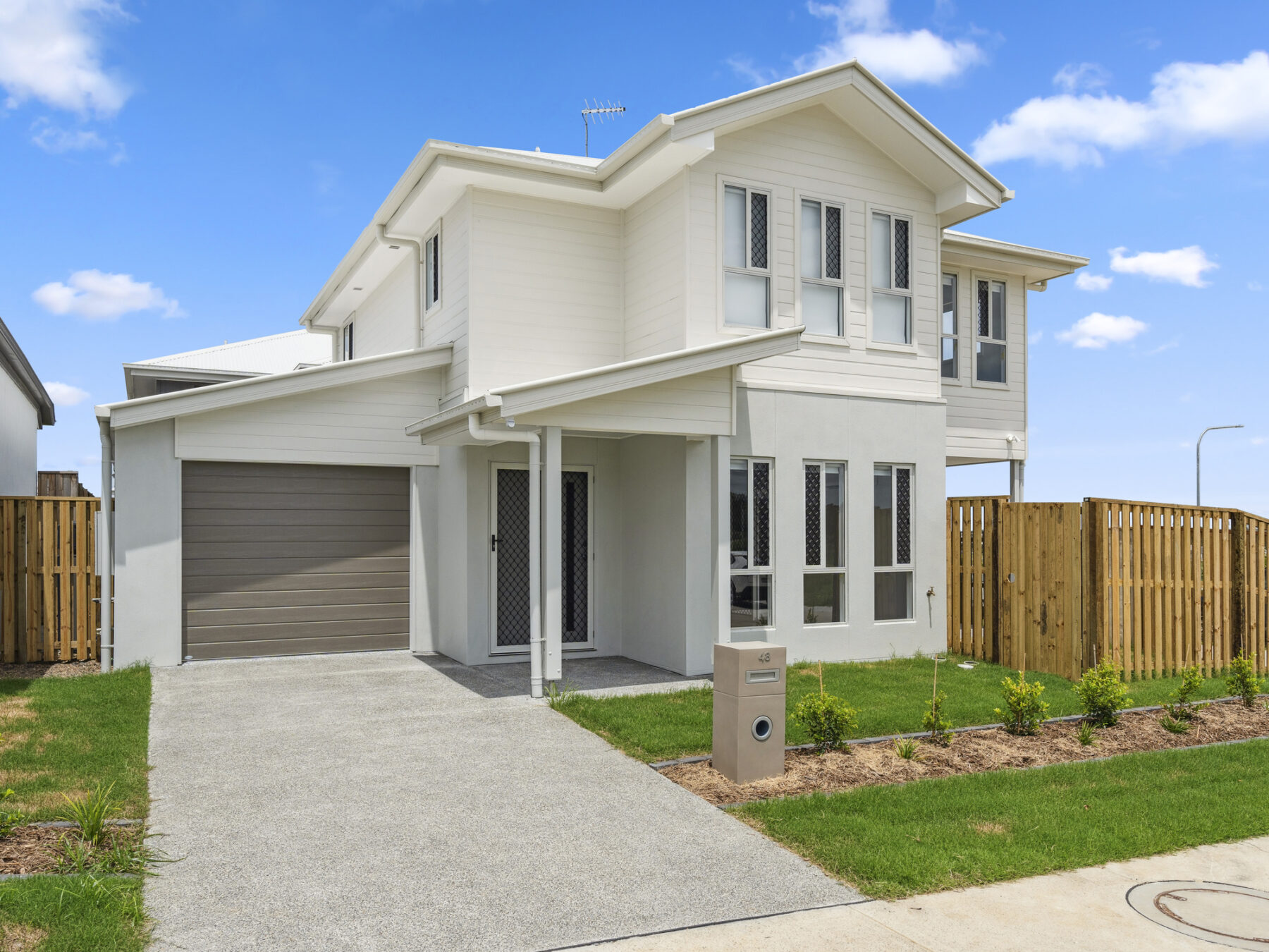 Rental: WHITE ROCK, QLD, 4306 photo-8