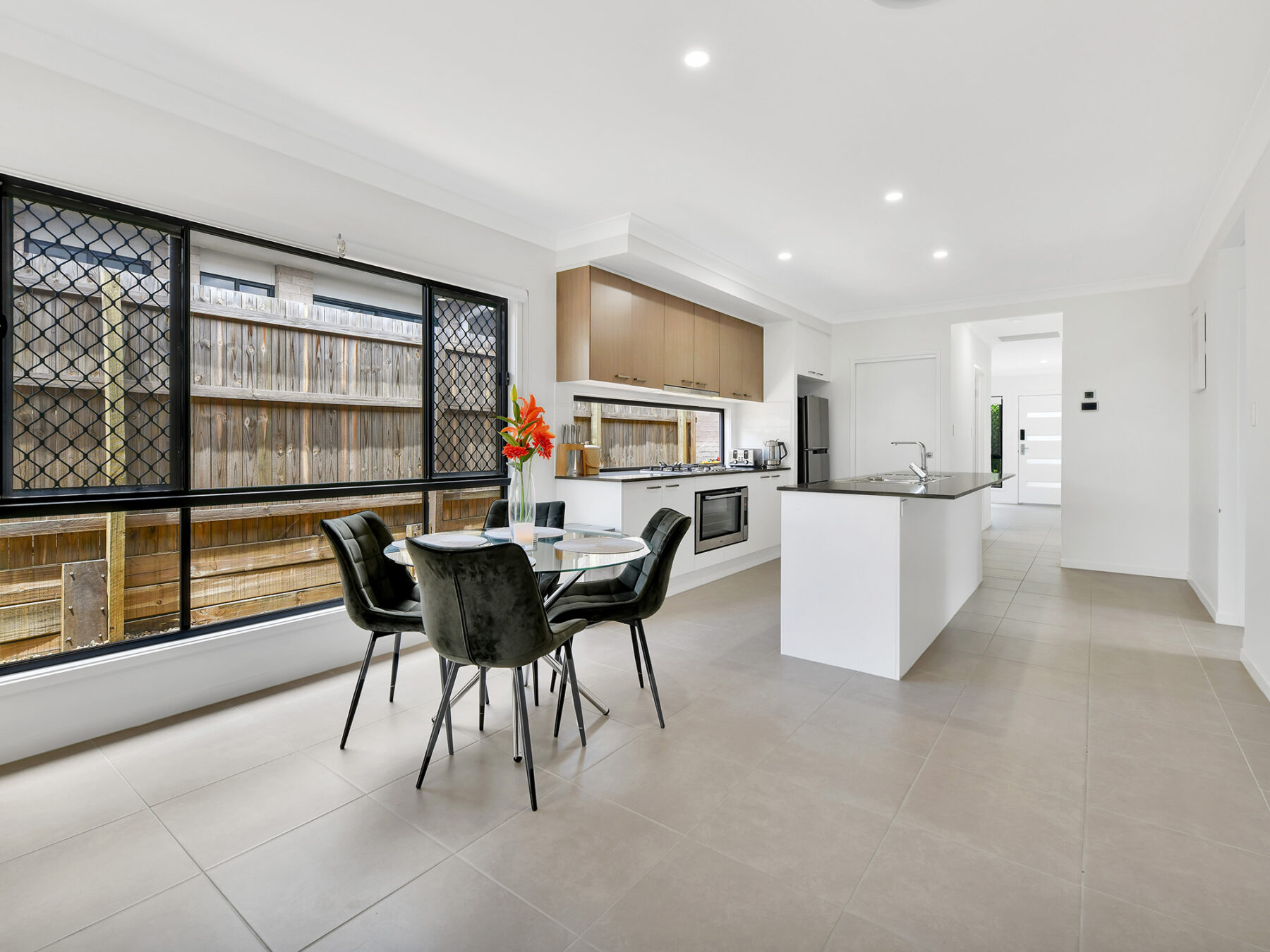 Rental: South Ripley, QLD, 4306 photo-11