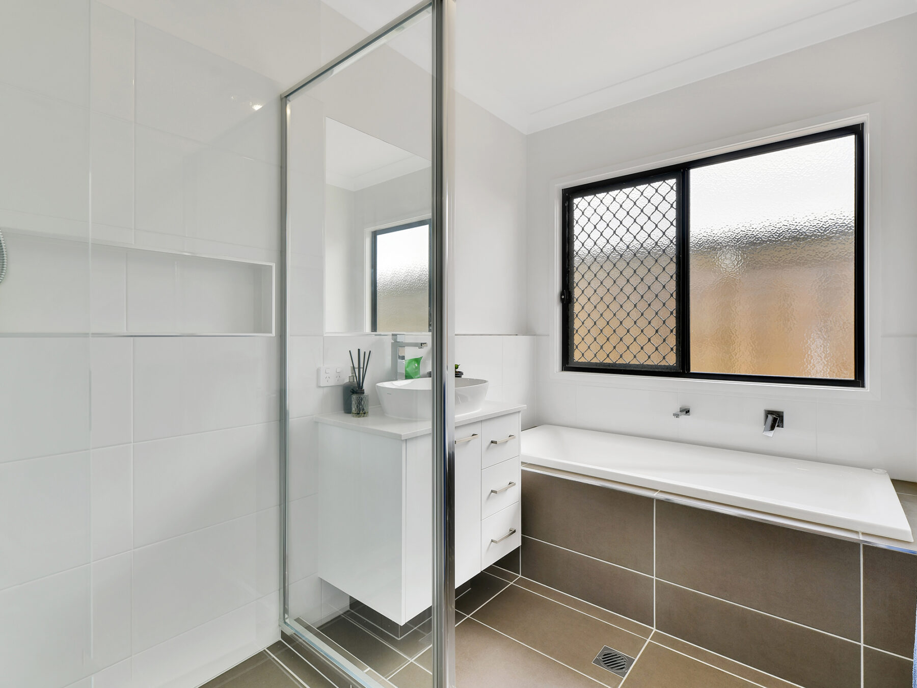 Rental: South Ripley, QLD, 4306 photo-7