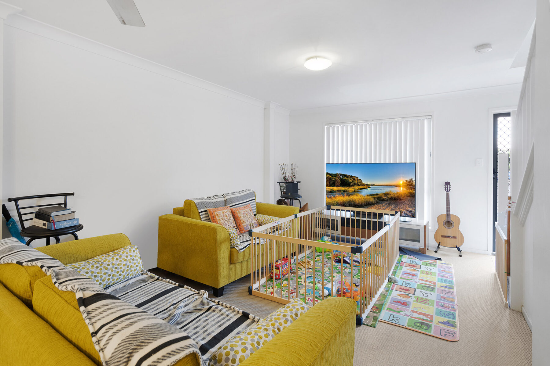 Rental: NORTH BOOVAL, QLD, 4304 photo-7