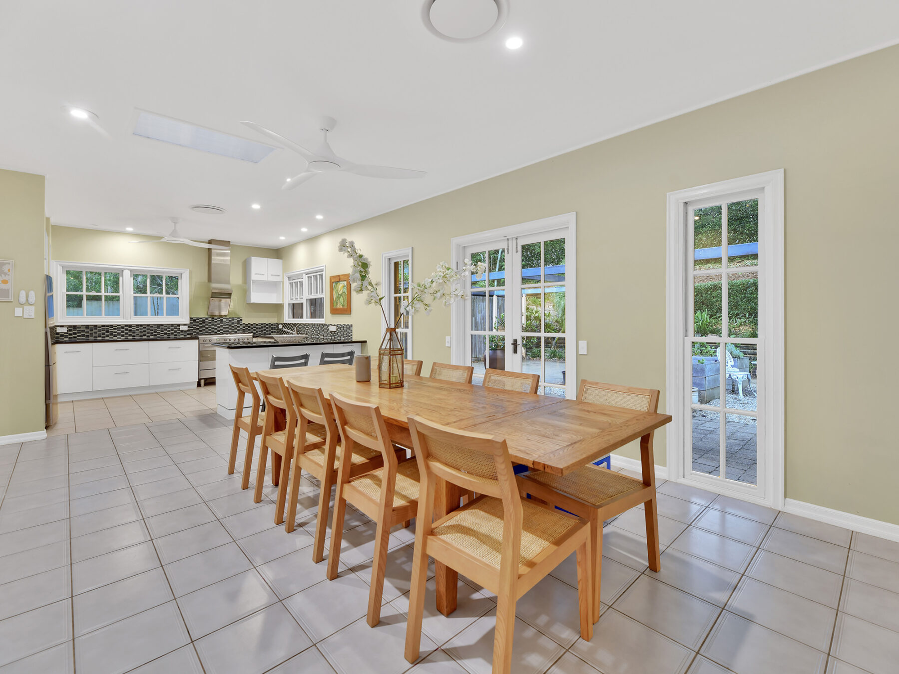 Rental: Kenmore Hills, QLD, 4069 photo-5