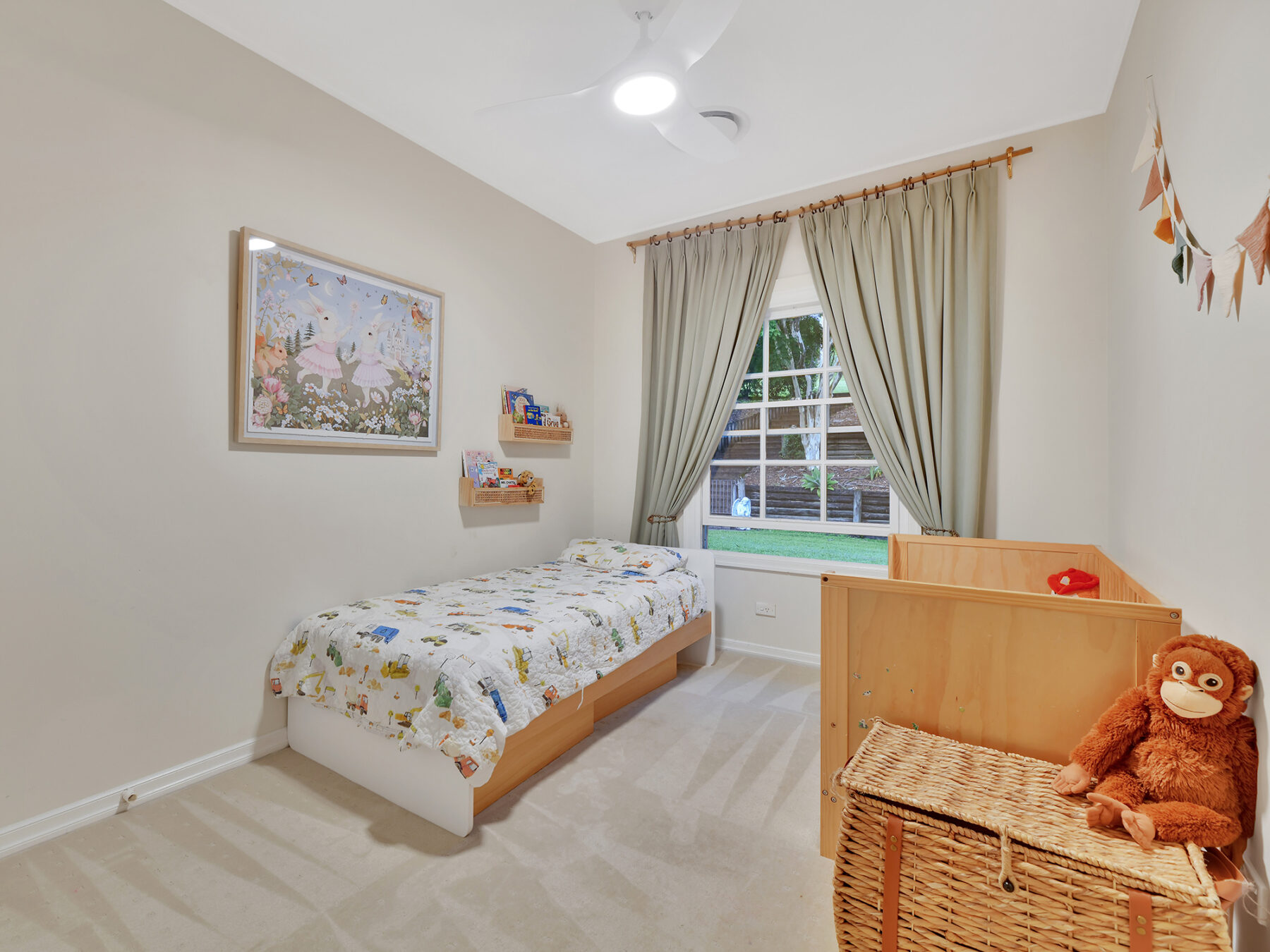 Rental: Kenmore Hills, QLD, 4069 photo-7