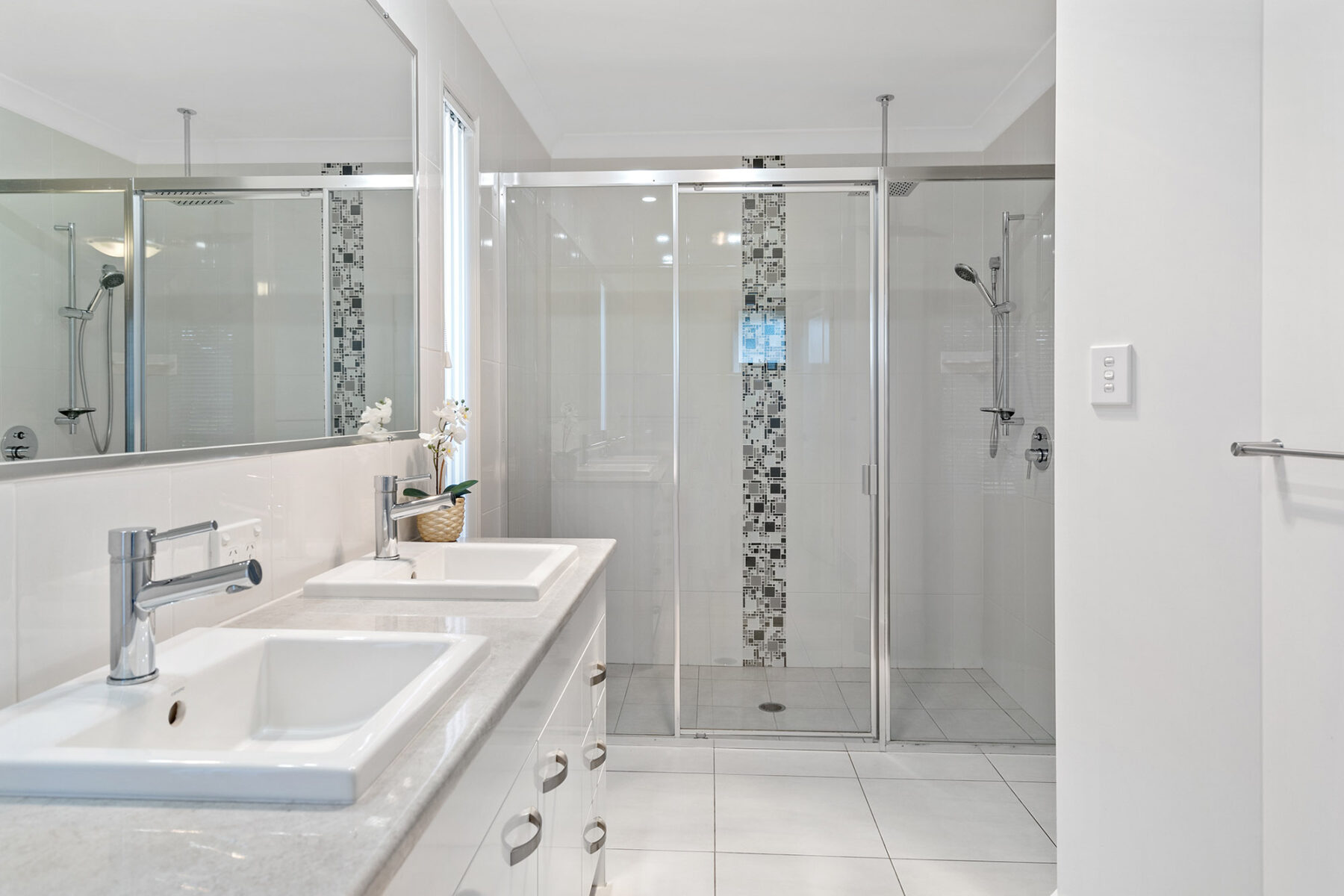 Rental: DEEBING HEIGHTS, QLD, 4306 photo-7