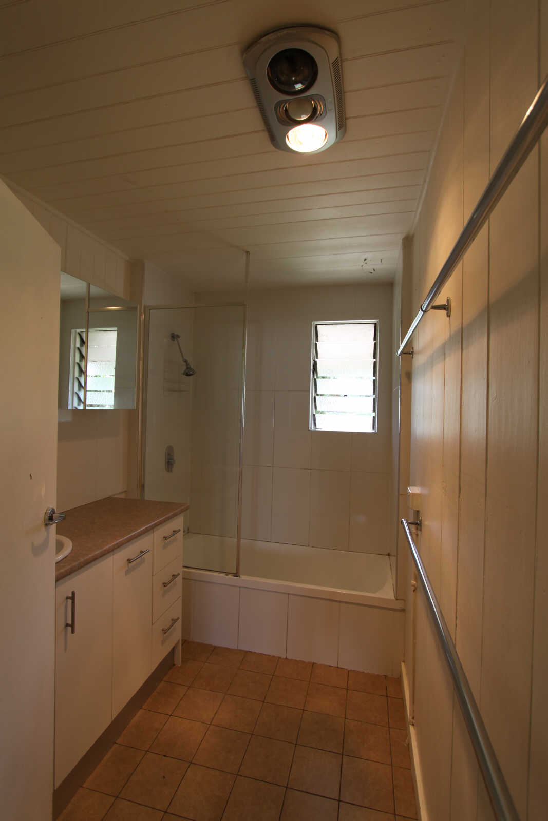 Rental: NORTH IPSWICH, QLD, 4305 photo-8