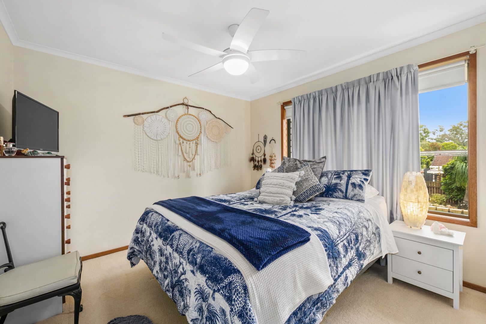 Rental: Riverhills, QLD, 4074 photo-4