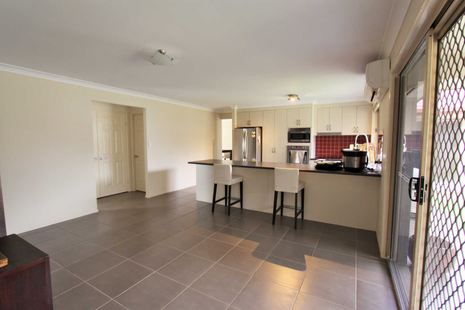 Rental: BLACKSTONE, QLD, 4304 photo-14