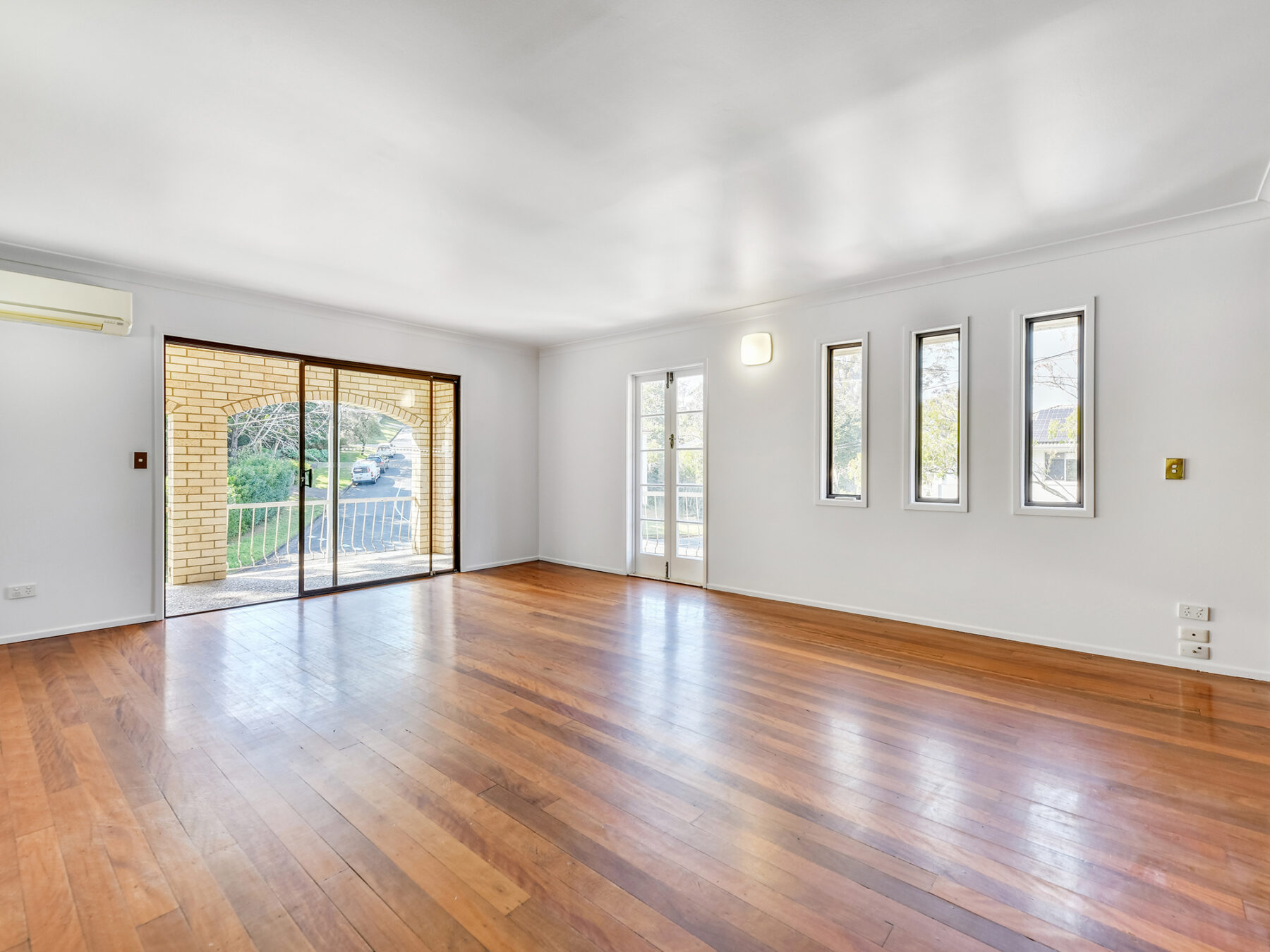 Rental: Chapel Hill, QLD, 4069 photo-5