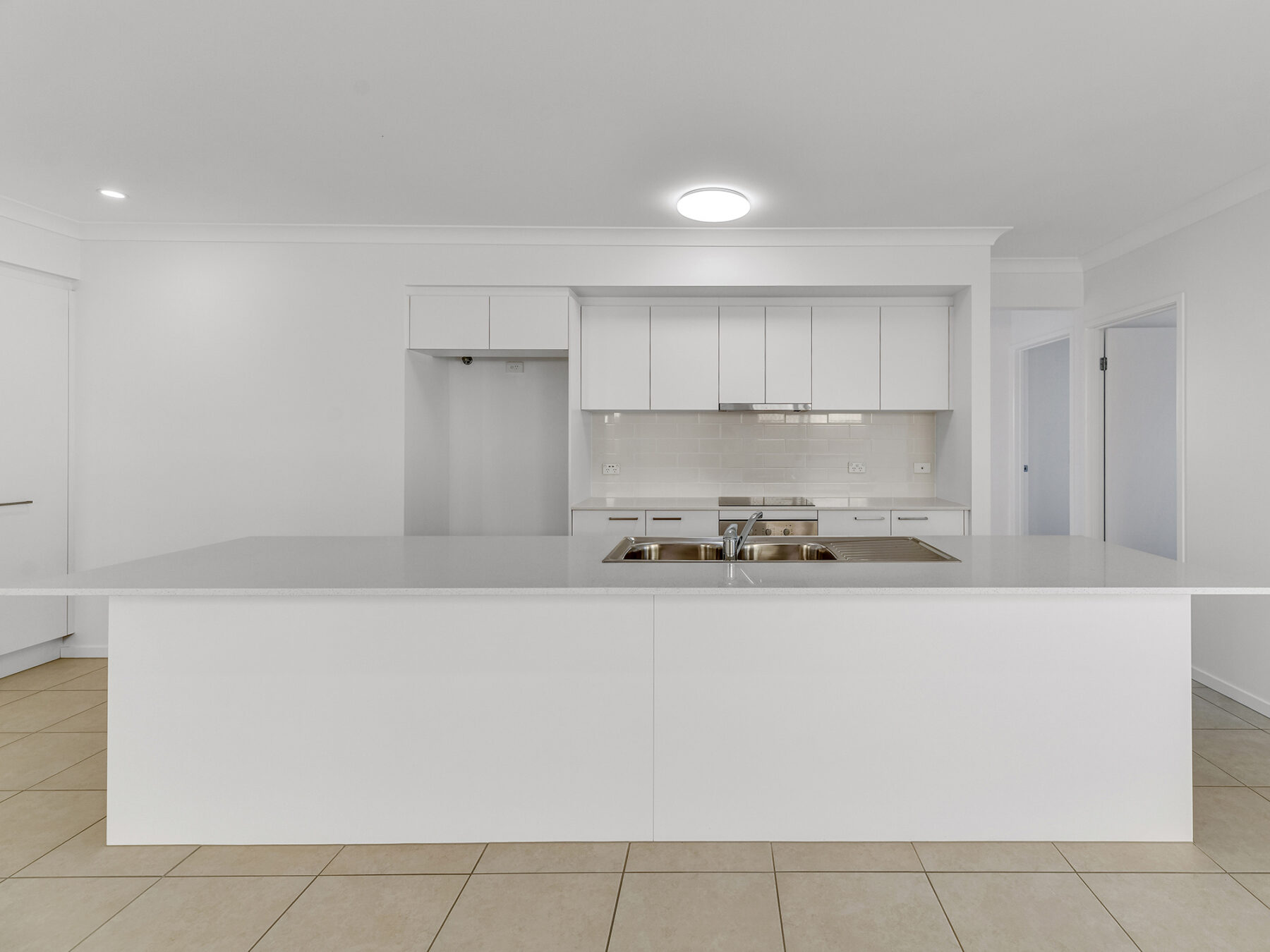 Rental: DEEBING HEIGHTS, QLD, 4306 photo-14