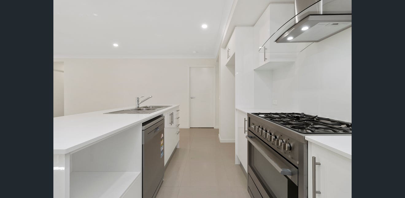 Rental: BELLBIRD PARK, QLD, 4300 photo-12