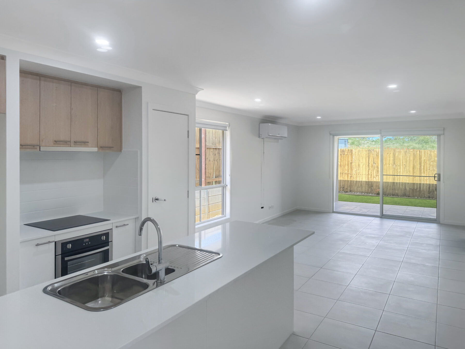 Rental: Ripley, QLD, 4306 photo-5