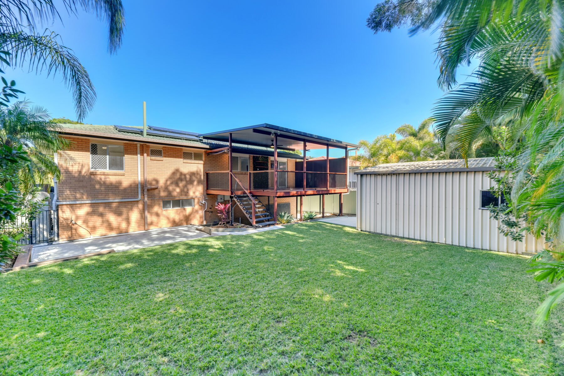 Rental: Mansfield, QLD, 4122 photo-18