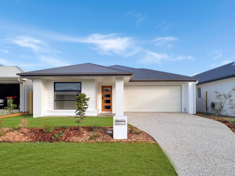 81 Sawmill Drive, Greenbank, QLD, 4124