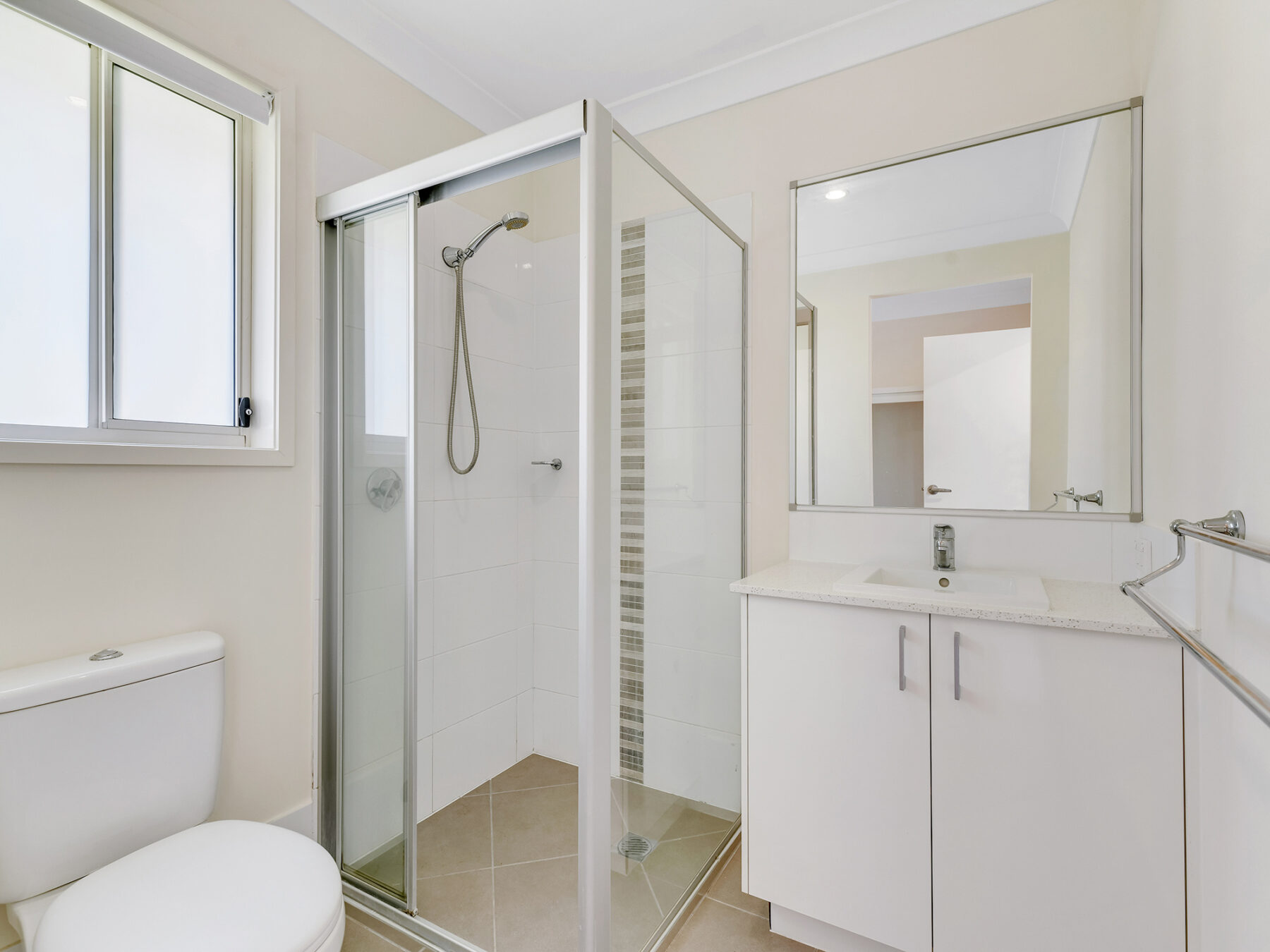 Rental: 2/34 Ada Street, Leichhardt, QLD, 4305 photo-9