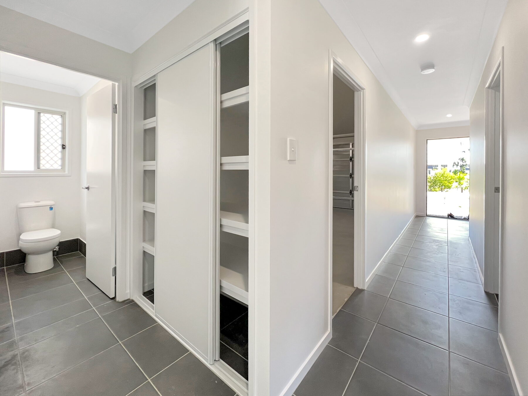Rental: 8, PARDALOTE PLACE, REDBANK PLAINS, QLD, 4301 photo-9