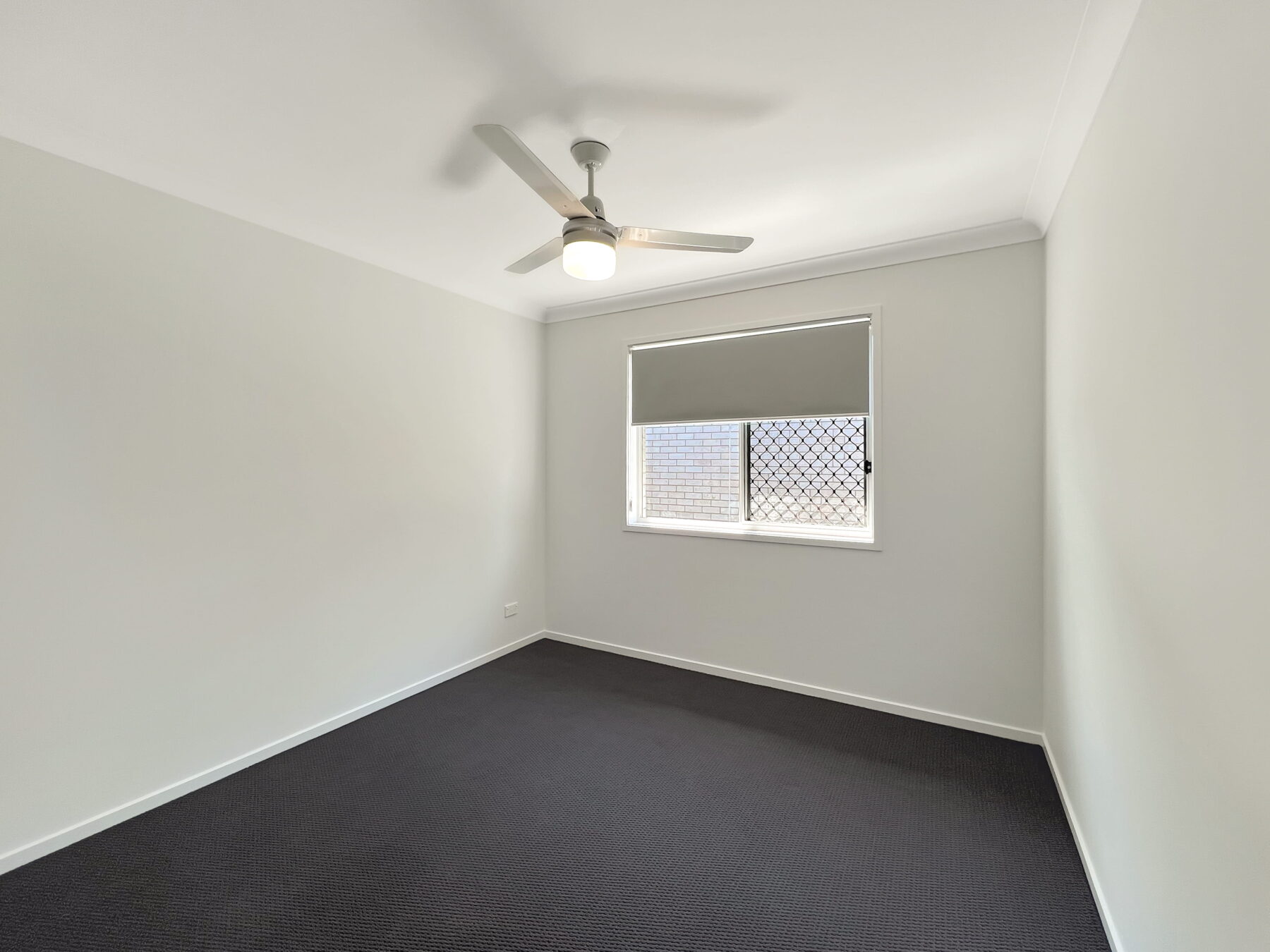 Rental: 8, PARDALOTE PLACE, REDBANK PLAINS, QLD, 4301 photo-5