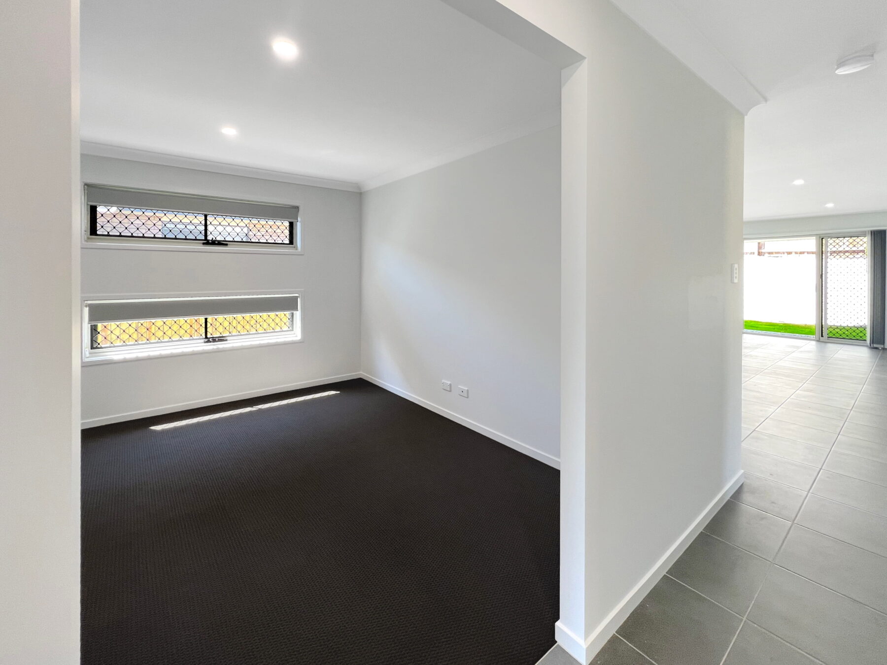 Rental: 8, PARDALOTE PLACE, REDBANK PLAINS, QLD, 4301 photo-4