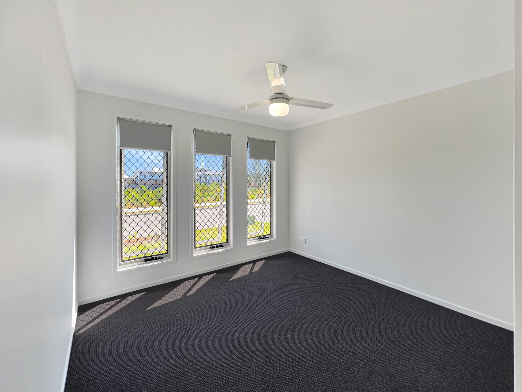 Rental: 8, PARDALOTE PLACE, REDBANK PLAINS, QLD, 4301 photo-3