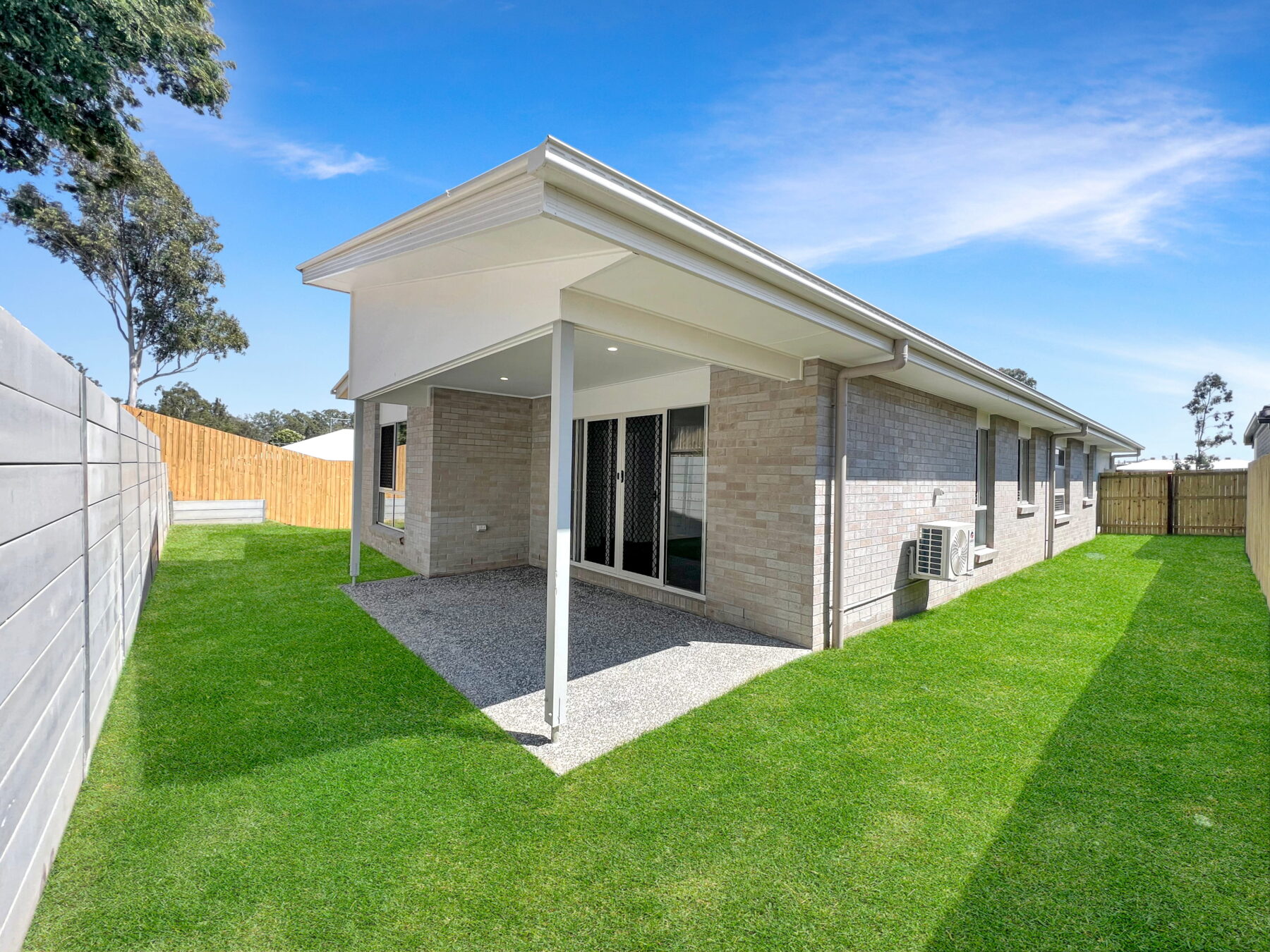 Rental: 8, PARDALOTE PLACE, REDBANK PLAINS, QLD, 4301 photo-1
